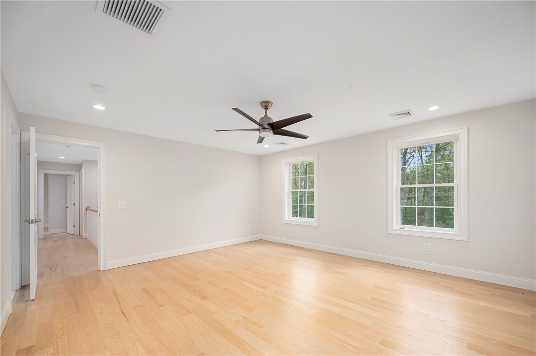 341 Burnt Hill Road Scituate, RI 02831 - Photo 21 of 38