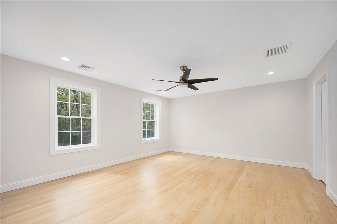 341 Burnt Hill Road Scituate, RI 02831 - Photo 22 of 38