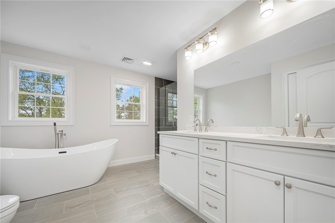 341 Burnt Hill Road Scituate, RI 02831 - Photo 25 of 38