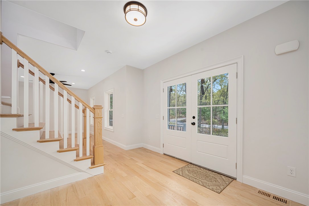 341 Burnt Hill Road Scituate, RI 02831 - Photo 8 of 38