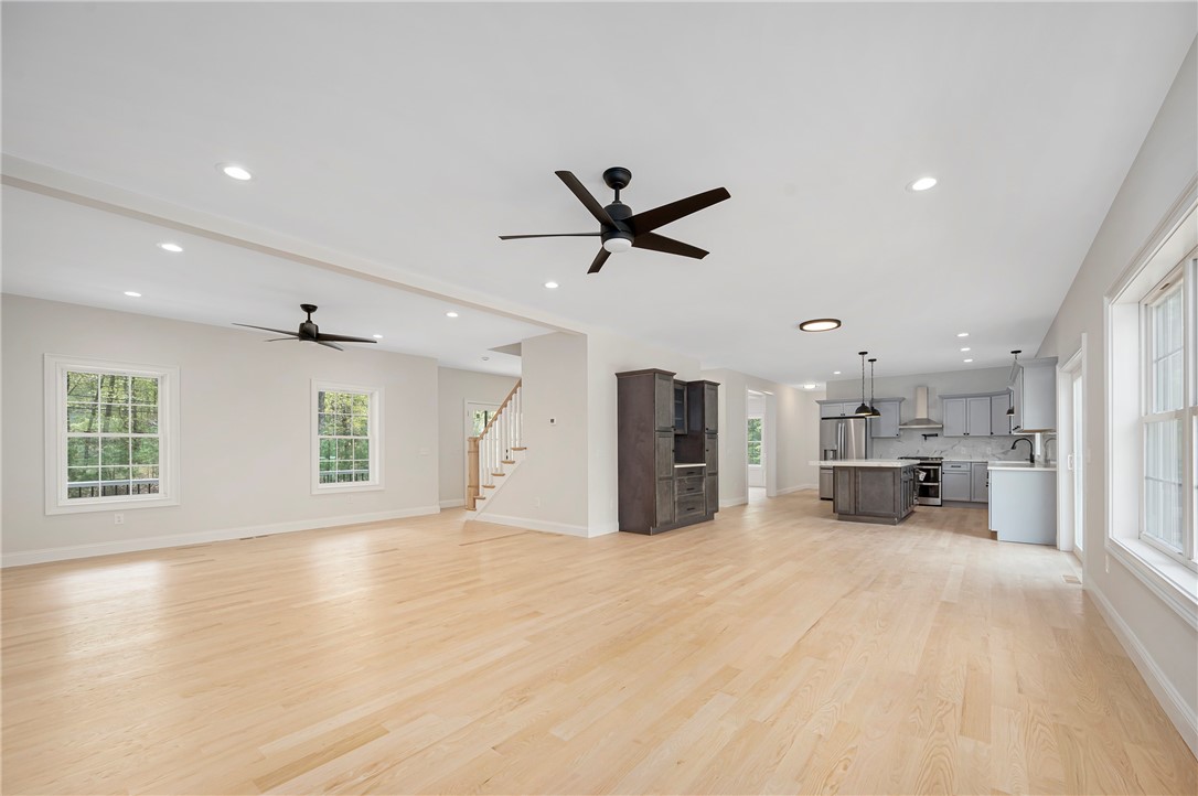 341 Burnt Hill Road Scituate, RI 02831 - Photo 9 of 38