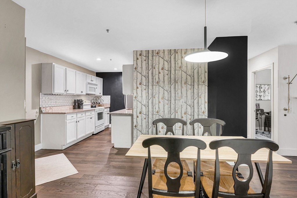 200 Market Street, Unit 3010 Lowell, MA 01852 - Photo 3 of 24