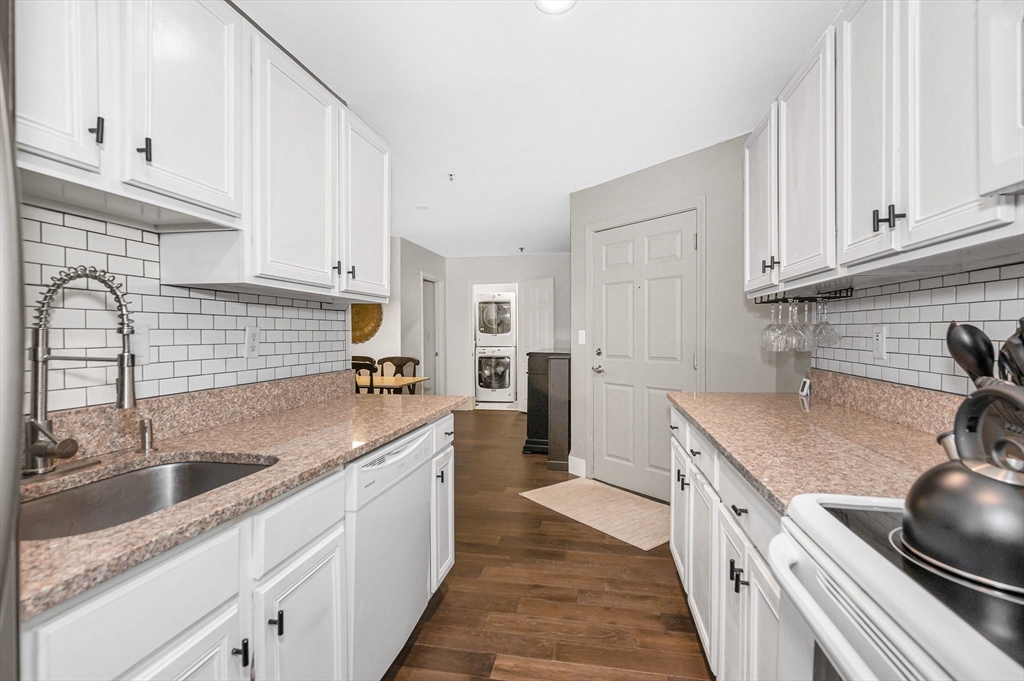 200 Market Street, Unit 3010 Lowell, MA 01852 - Photo 7 of 24