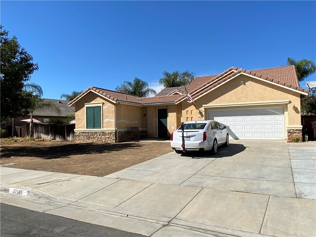 37585 Newcastle Road Murrieta, CA 92563 - Photo 2 of 2