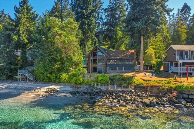 $950,000 | 6069 Watauga Beach Drive East, Port Orchard, WA 98366