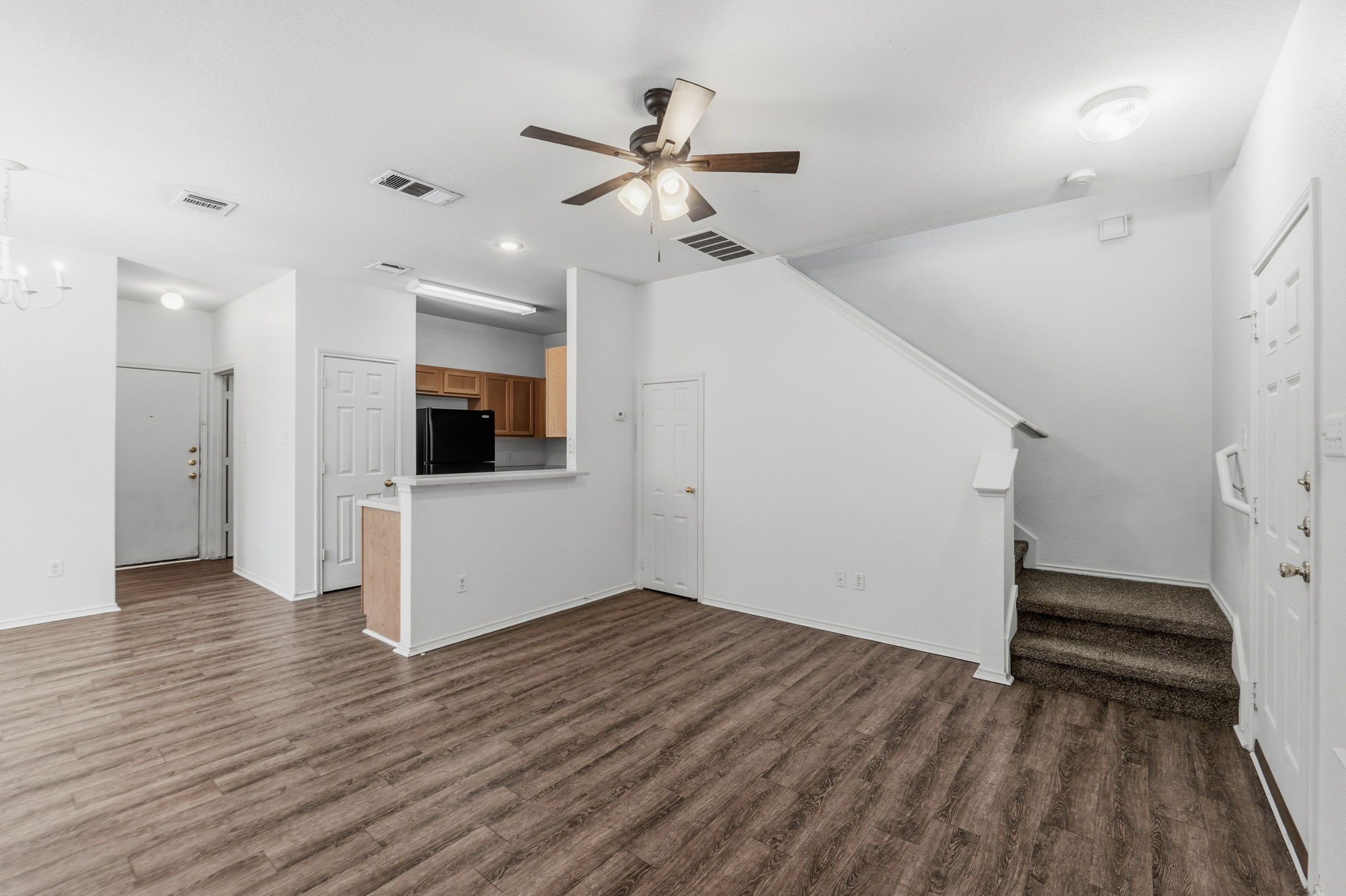 14512 Harris Ridge Boulevard, Unit A Pflugerville, TX 78660 - Photo 4 of 28