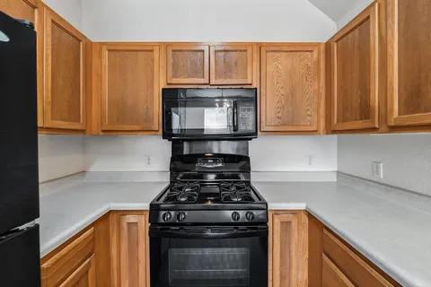 $1,695 | 14512 Harris Ridge Boulevard, Unit A, Pflugerville, TX 78660