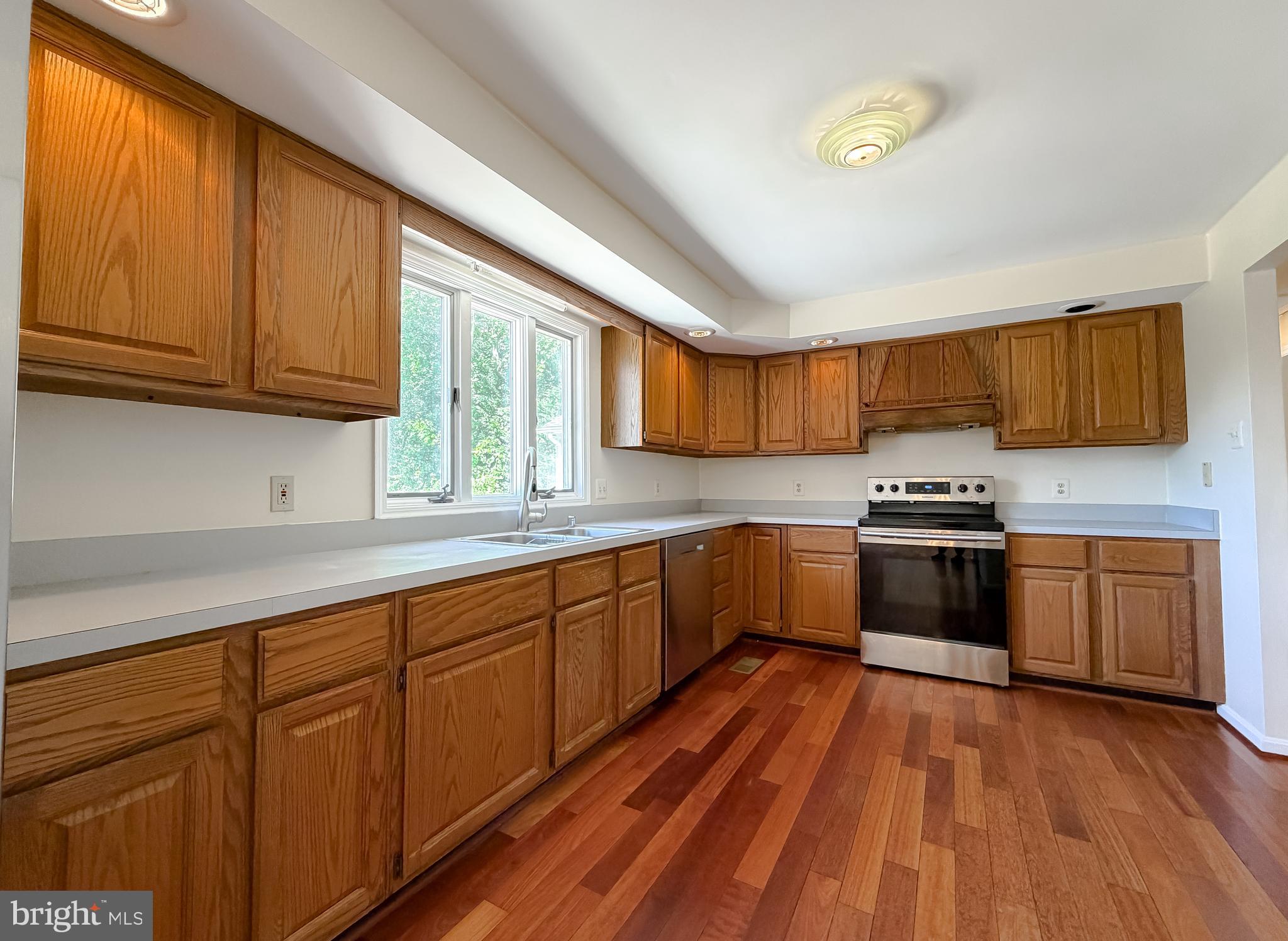 811 Cove Point Road Lusby, MD 20657 - Photo 22 of 48