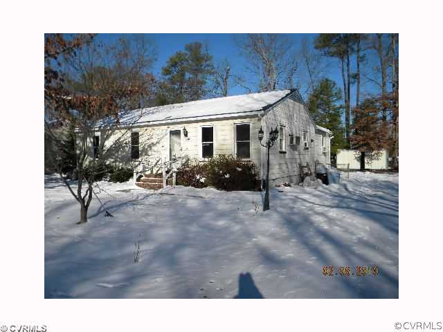5818 Retriever Road Richmond, VA 23237 - Photo 1 of 2 Exterior Front