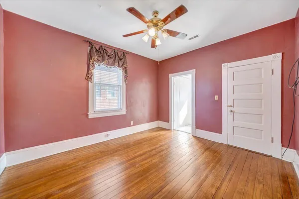 $420,000 | 518 Walnut Avenue Southwest, Roanoke, VA 24016
