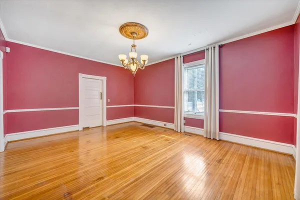 $420,000 | 518 Walnut Avenue Southwest, Roanoke, VA 24016
