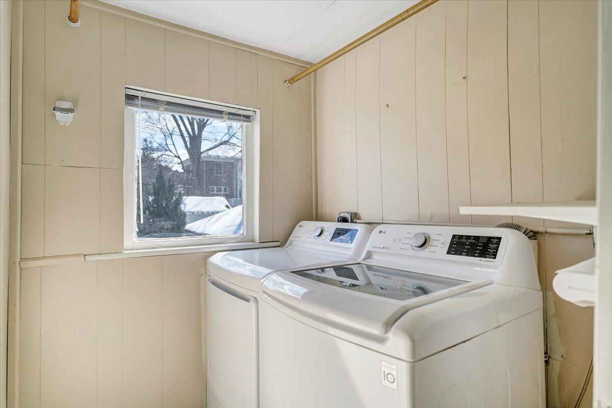 518 Walnut Avenue Southwest Roanoke, VA 24016 - Photo 24 of 42 38-MIB04636