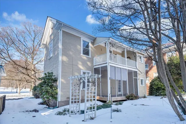 $430,000 | 518 Walnut Avenue Southwest, Roanoke, VA 24016