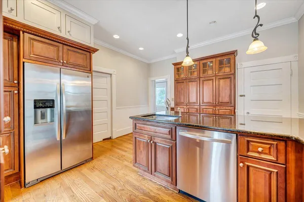 $420,000 | 518 Walnut Avenue Southwest, Roanoke, VA 24016
