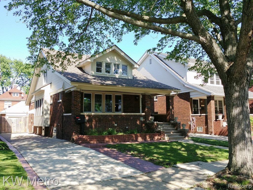 1422 Nottingham Road Grosse Pointe, MI 48230 - Photo 2 of 42 IMG_20140531_164446-1.jpg