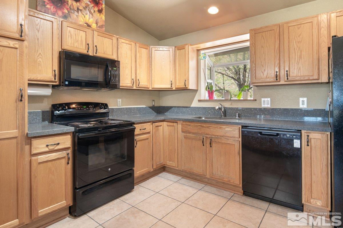 100 Rodeo Drive Reno, NV 89508 - Photo 29 of 40 Photo 29