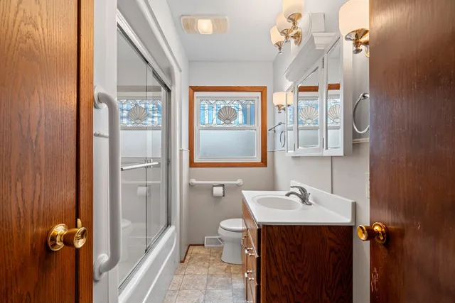 $279,800 | 1316 North 23rd Street, Manitowoc, WI 54220