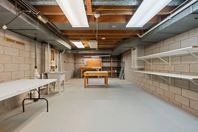 $279,800 | 1316 North 23rd Street, Manitowoc, WI 54220