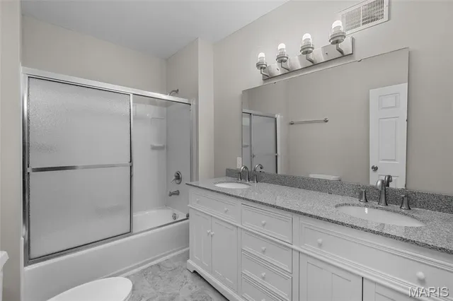 $245,000 | 2438 Creve Coeur Mill Road, Maryland Heights, MO 63043