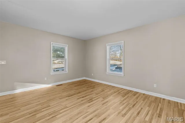 $245,000 | 2438 Creve Coeur Mill Road, Maryland Heights, MO 63043