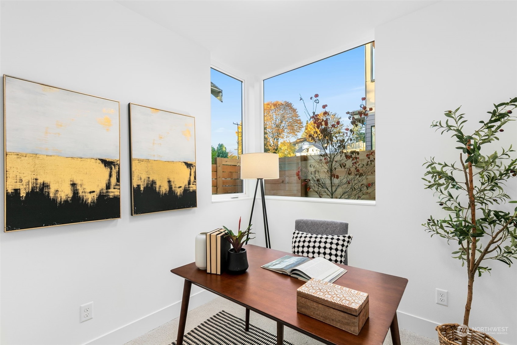 406 Northeast 75th Street Seattle, WA 98115 - Photo 17 of 29 a view of a living room and dining room