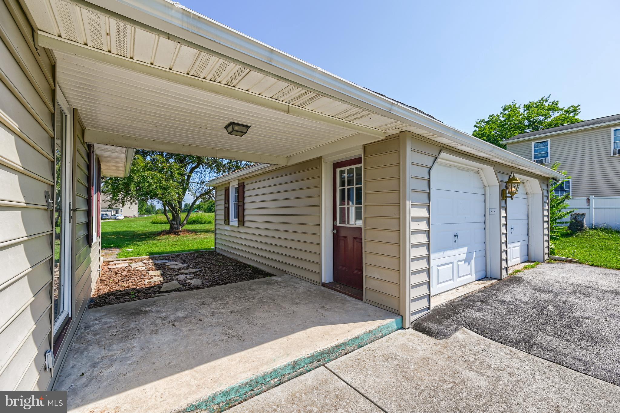 404 Orphanage Road Littlestown, PA 17340 - Photo 4 of 28