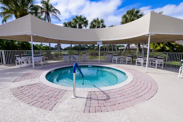 $389,000 | 587 Northwest Lambrusco Drive, Port St. Lucie, FL 34986