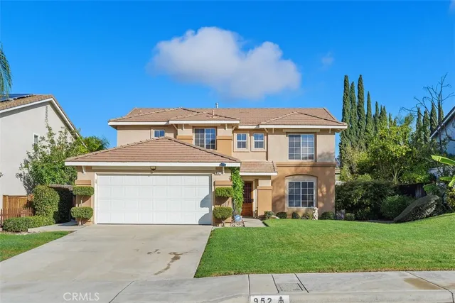 $749,000 | 952 Camino Del Sol, Riverside, CA 92508