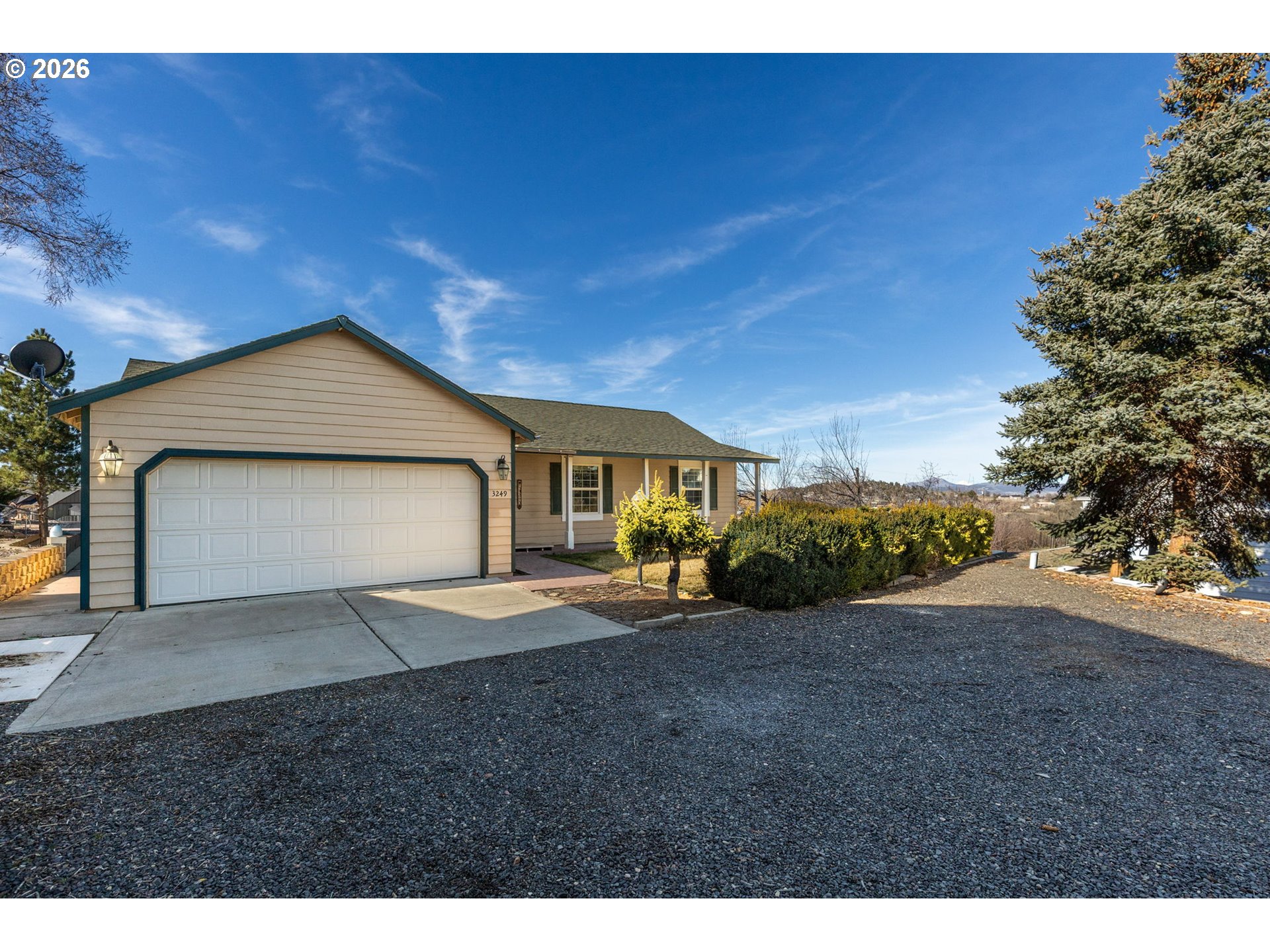 3249 Northeast Yellowpine Road Prineville, OR 97754 - Photo 4 of 43