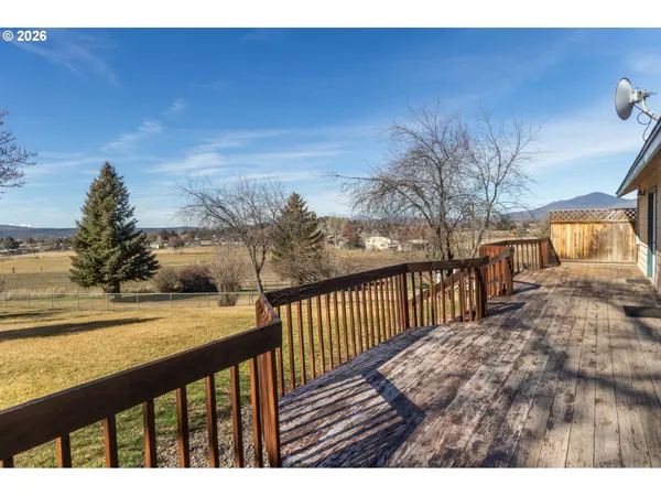 $450,000 | 3249 Northeast Yellowpine Road, Prineville, OR 97754