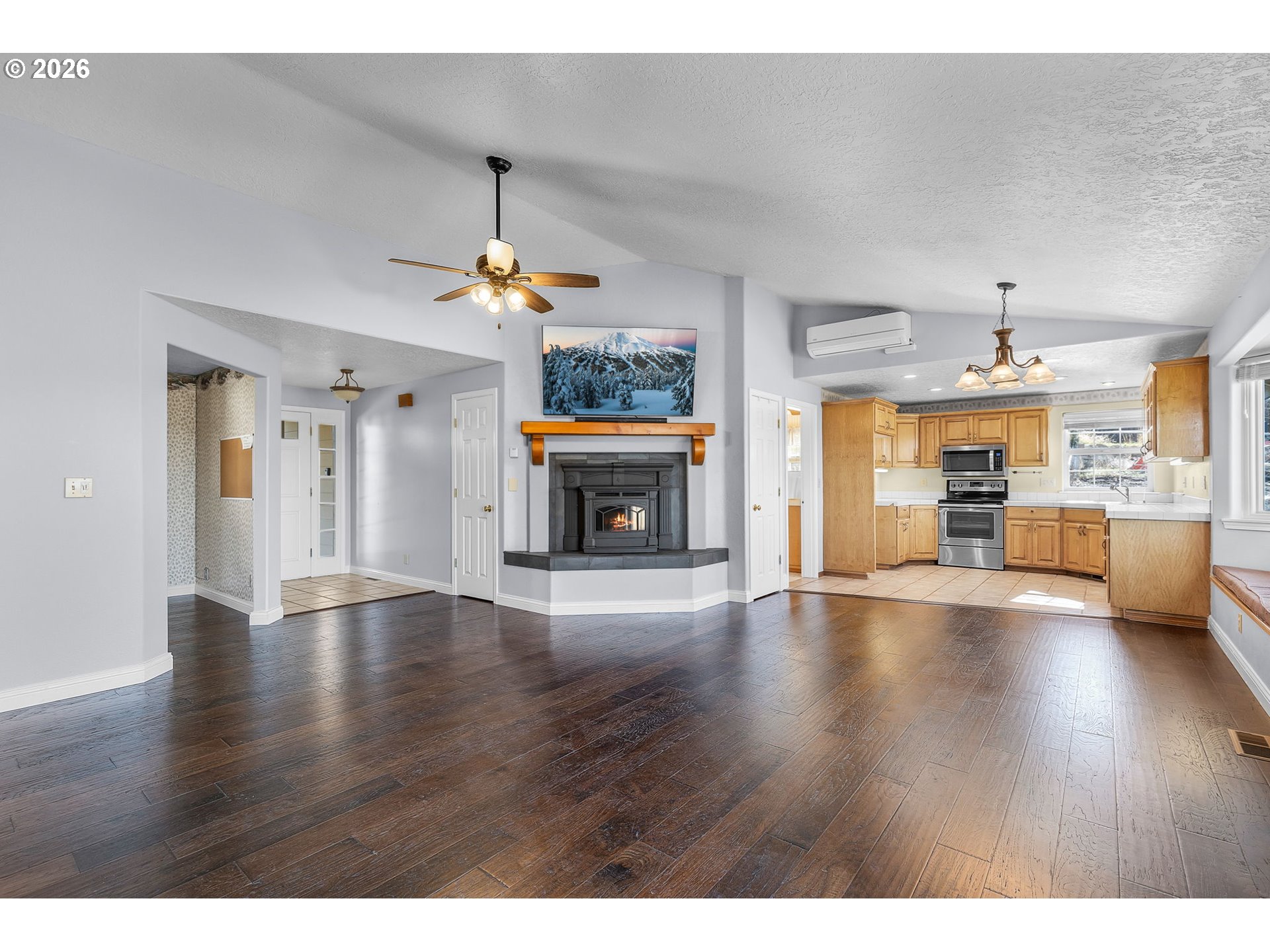 3249 Northeast Yellowpine Road Prineville, OR 97754 - Photo 8 of 43