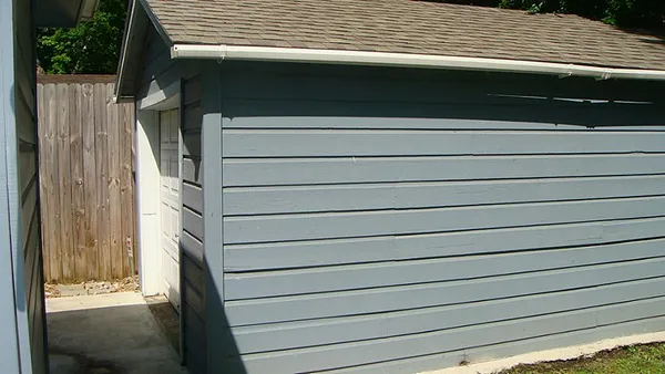 a view of walk in closet