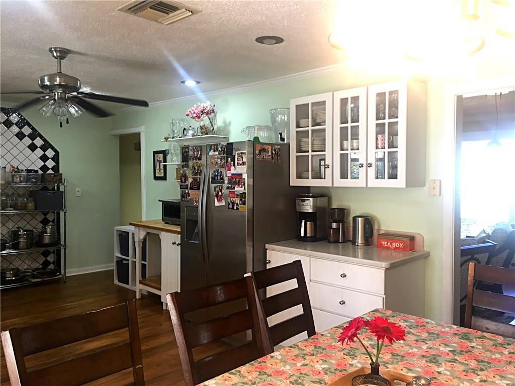 1674 Northwest Spruce Ridge Drive Stuart, FL 34994 - Photo 5 of 9 a workspace with furniture