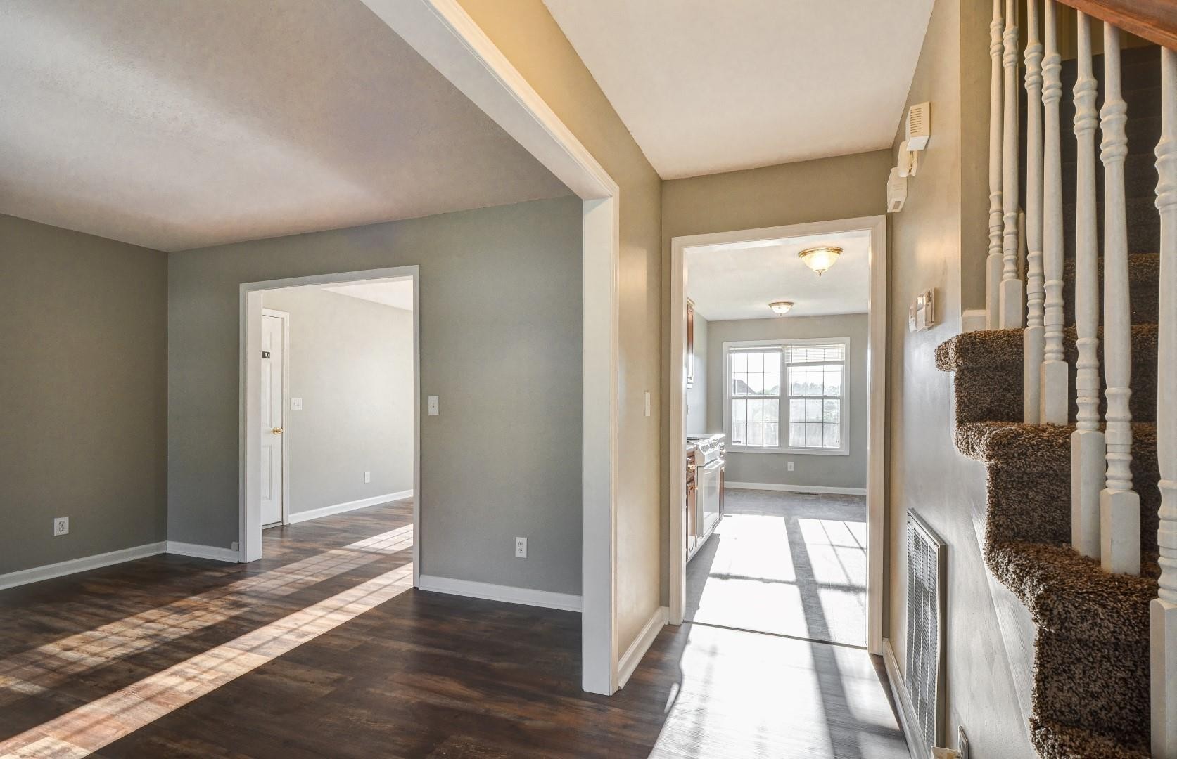 1634 Windriver Road Clarksville, TN 37042 - Photo 3 of 29