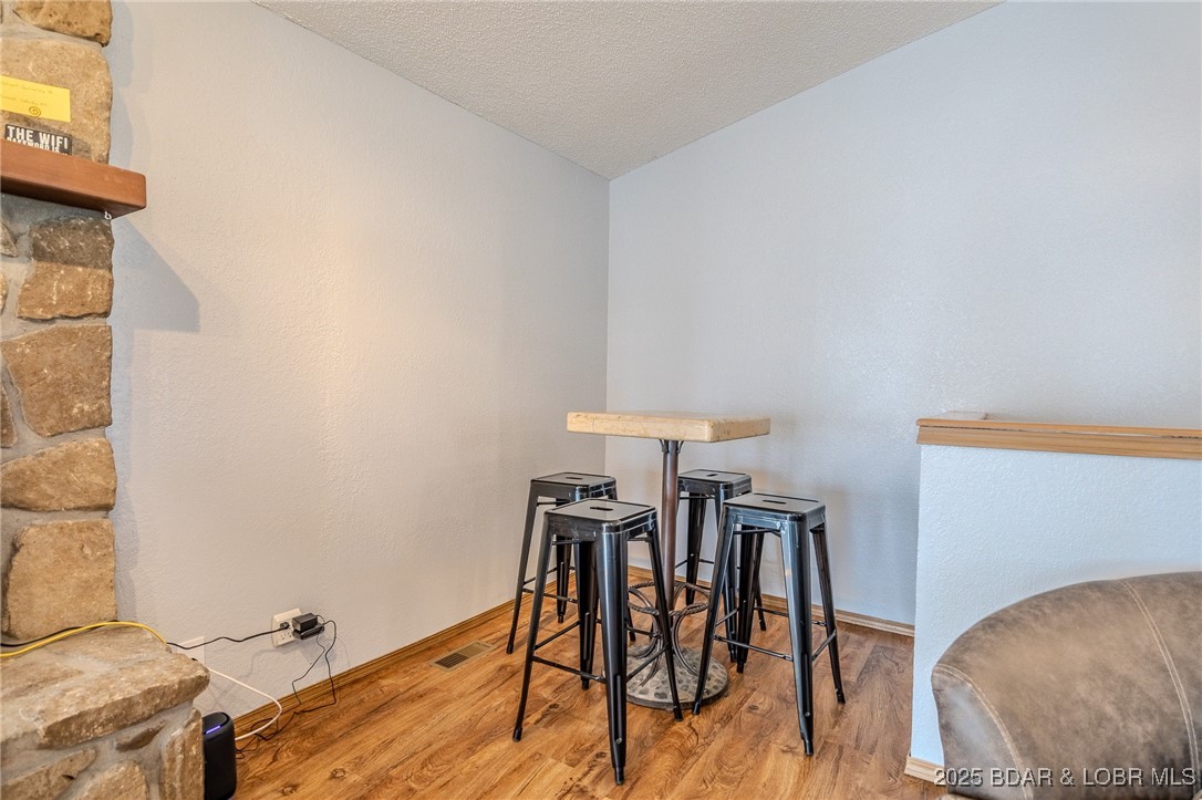 2124 Bittersweet Road Lake Ozark, MO 65049 - Photo 11 of 34