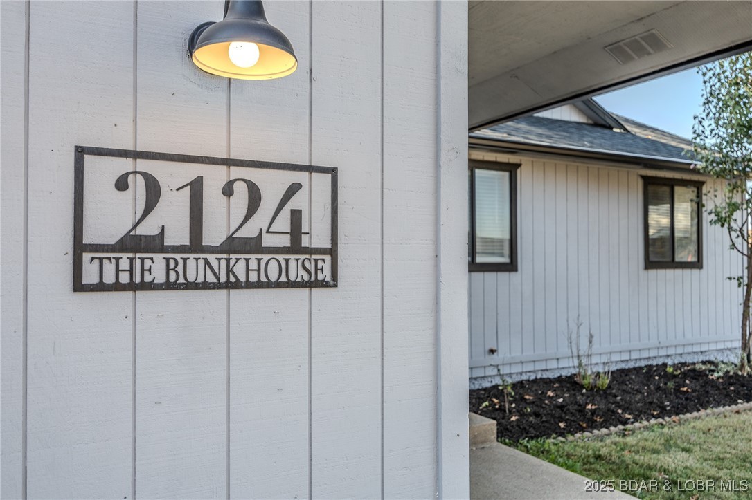 2124 Bittersweet Road Lake Ozark, MO 65049 - Photo 2 of 34