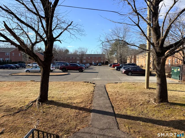 $1,800 | 5 Grandview Drive, Unit 11A, Farmington, CT 06032