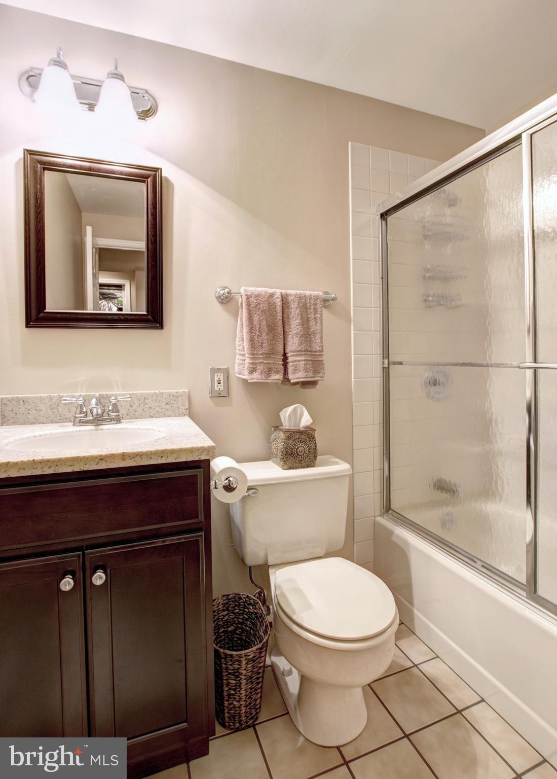 10142 Wavell Road Fairfax, VA 22032 - Photo 22 of 29 Bath