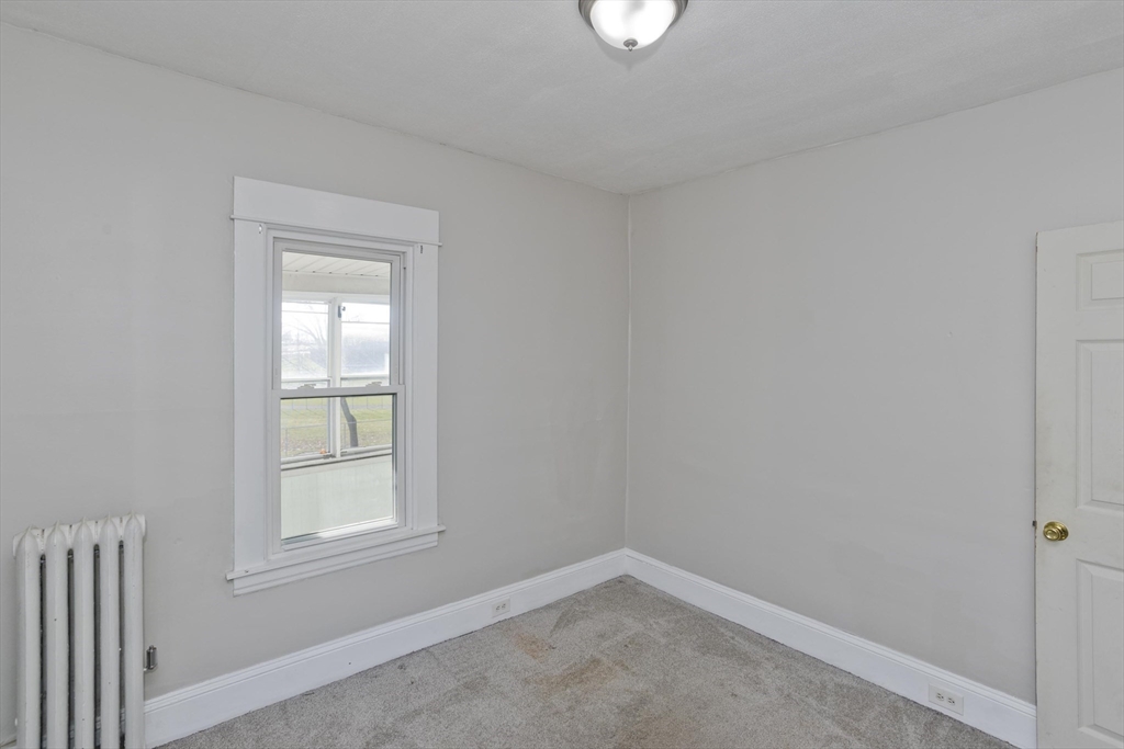 443-445 Beech Street Holyoke, MA 01040 - Photo 16 of 38