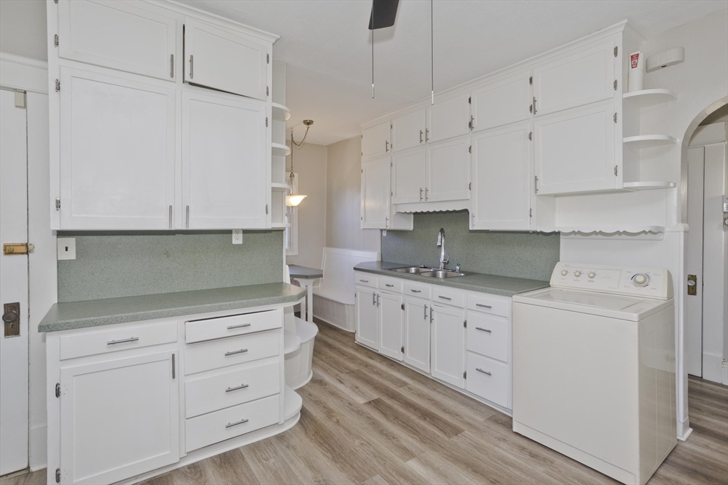 443-445 Beech Street Holyoke, MA 01040 - Photo 25 of 38