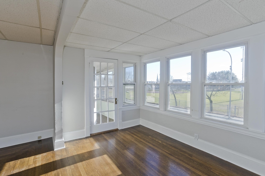 443-445 Beech Street Holyoke, MA 01040 - Photo 9 of 38