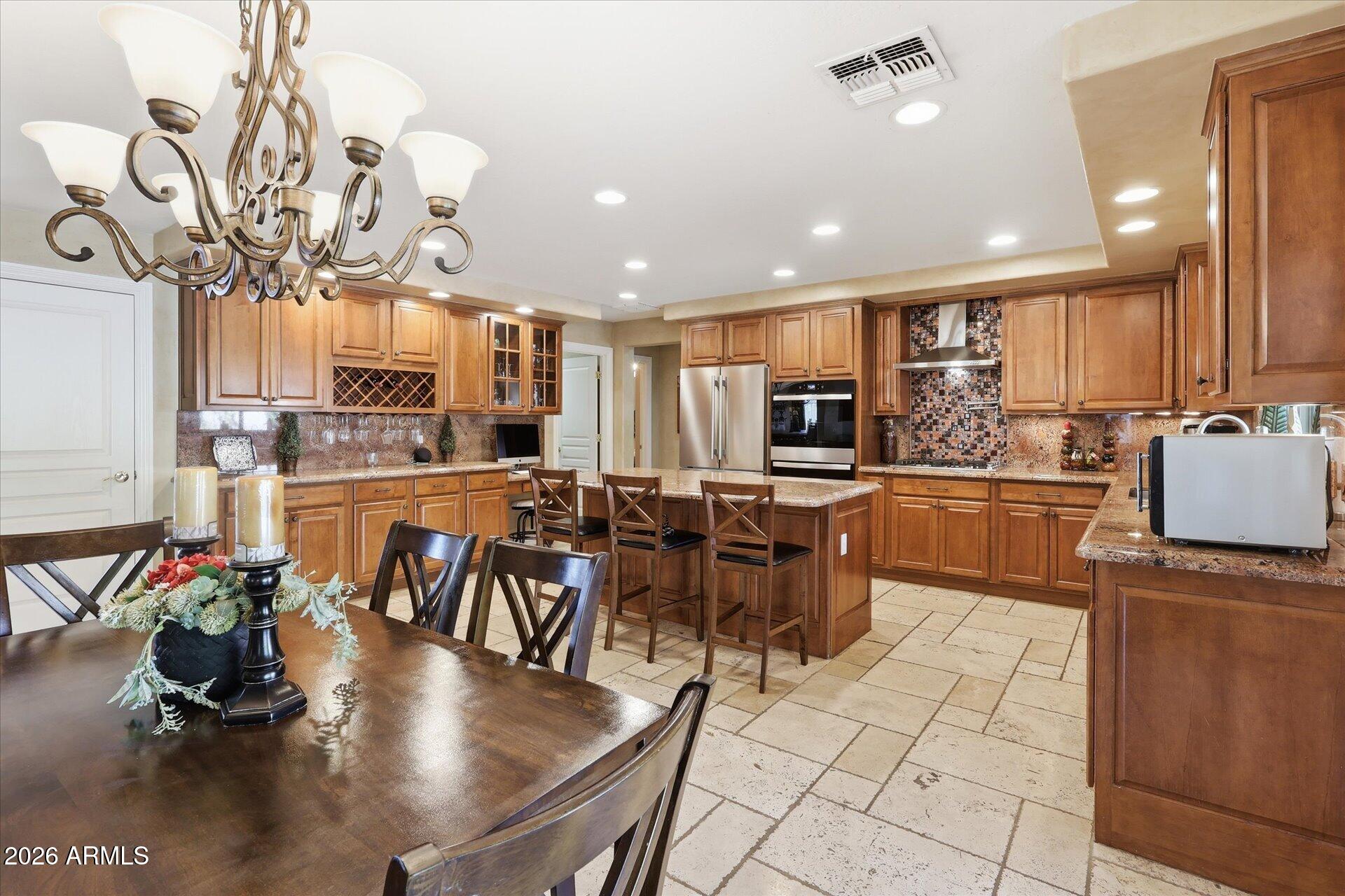 2324 West Zenith Lane Phoenix, AZ 85085 - Photo 20 of 85 Kitchen with Island