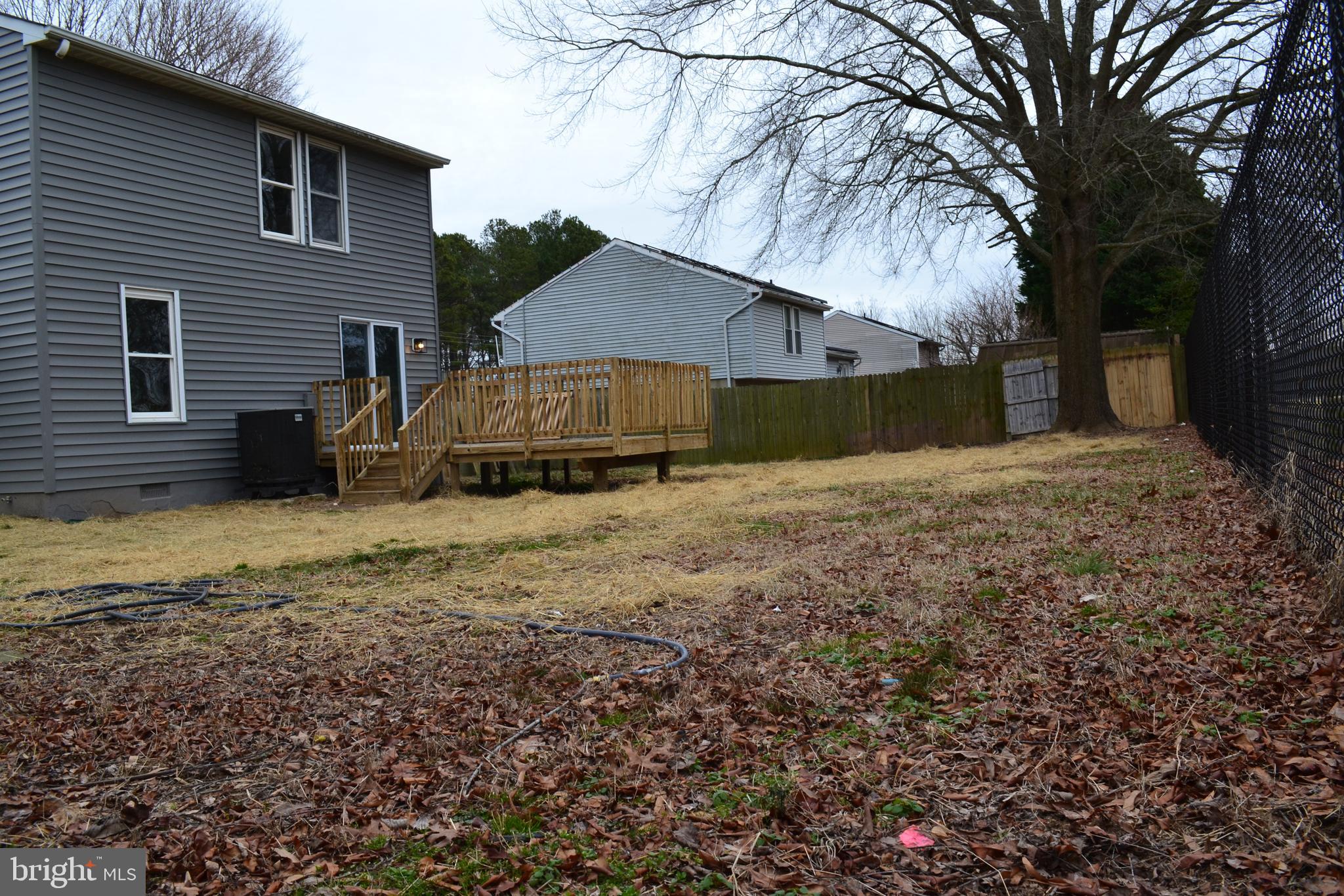 125 Cove Point Road Lusby, MD 20657 - Photo 7 of 32 Nice sized deck