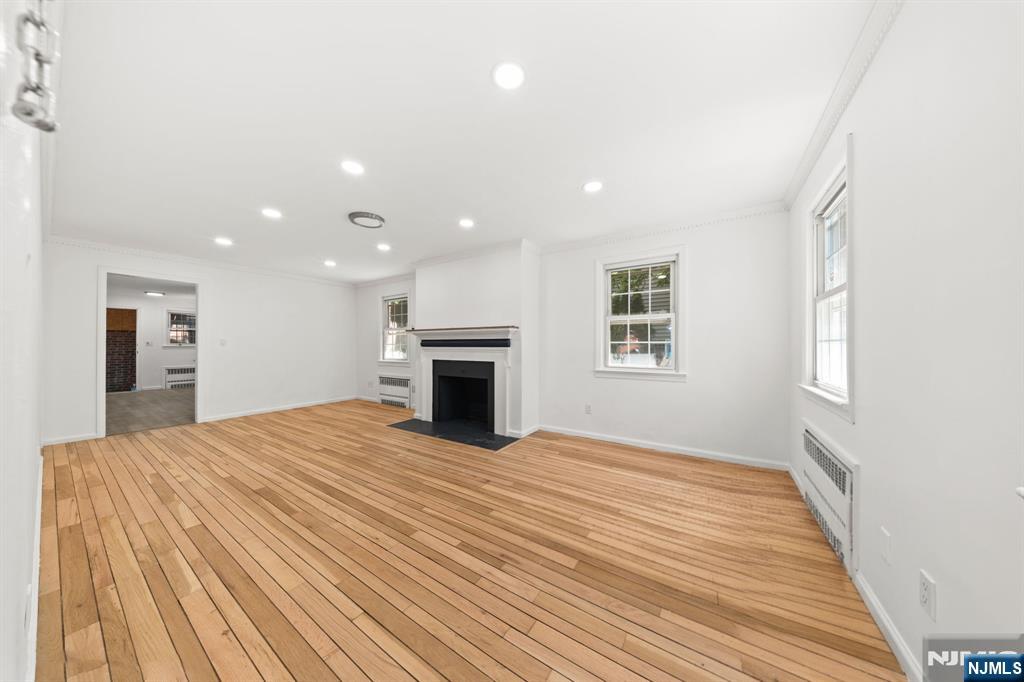493 Beverly Road, Unit 1 Teaneck, NJ 07666 - Photo 3 of 14