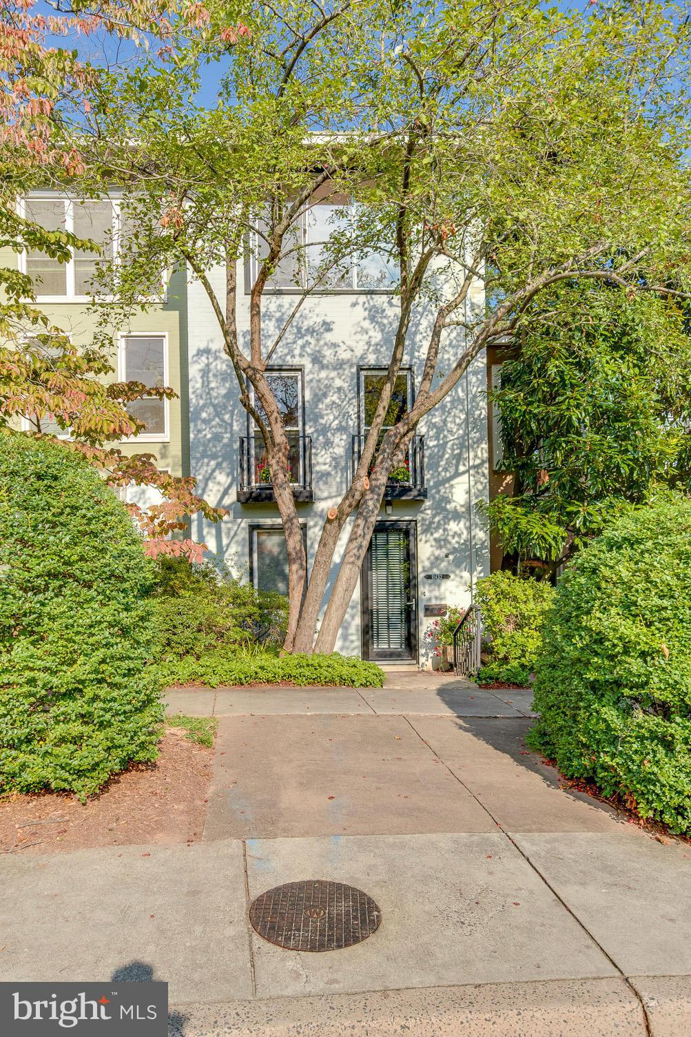 11432 Orchard Lane Reston, VA 20190 - Photo 1 of 30 Exterior (Front)