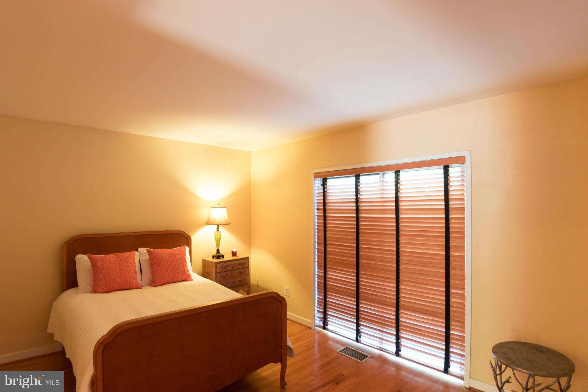 11432 Orchard Lane Reston, VA 20190 - Photo 17 of 30 Bedroom