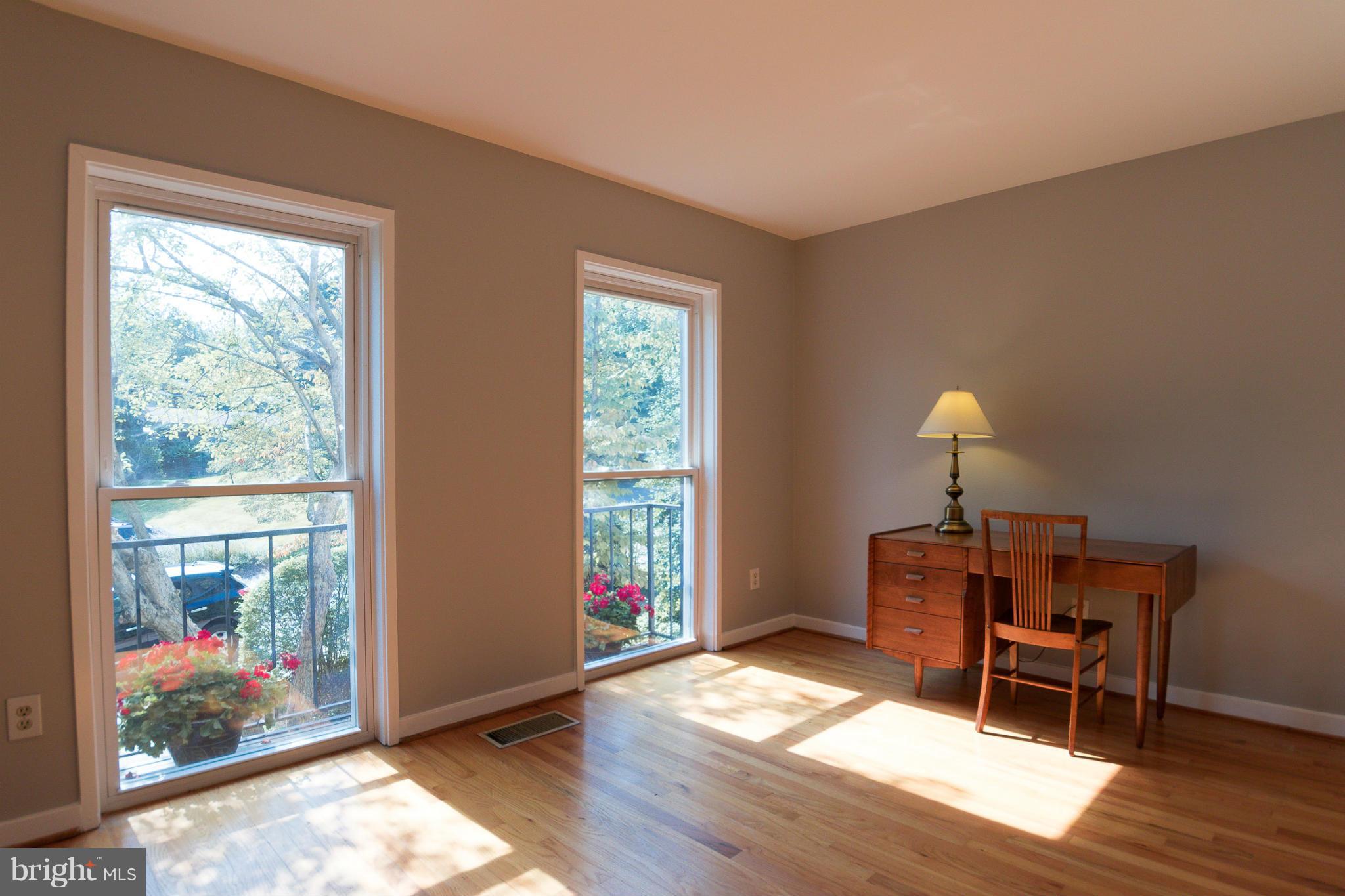 11432 Orchard Lane Reston, VA 20190 - Photo 22 of 30 Bedroom