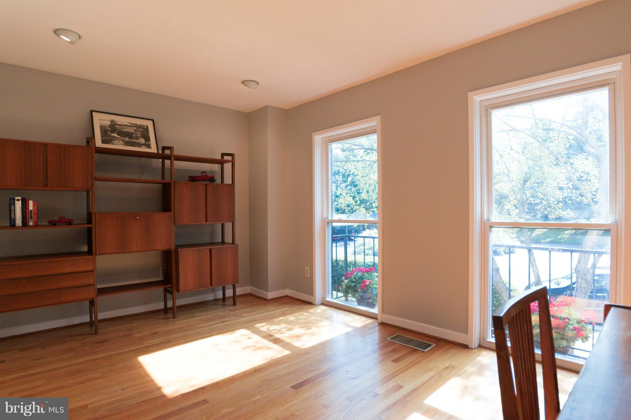11432 Orchard Lane Reston, VA 20190 - Photo 25 of 30 Bedroom
