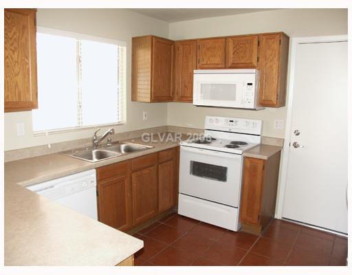 59 Prairie Dog Drive Henderson, NV 89074 - Photo 2 of 7 Kitchen.