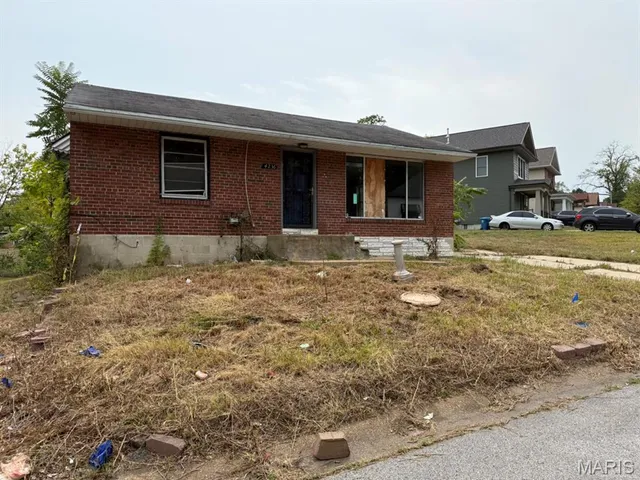 $510,000 | 125 Forestwood Drive, St. Louis, MO 63135